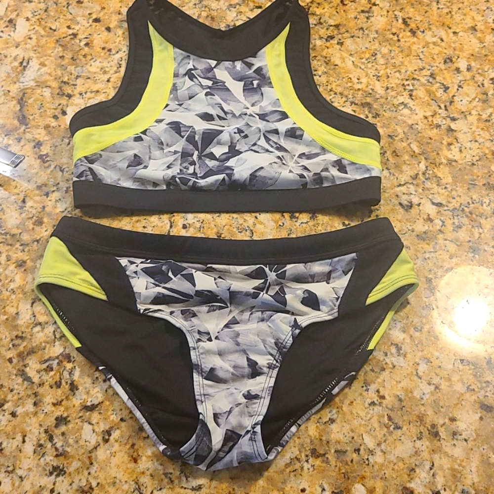 Athleta bathing suit
